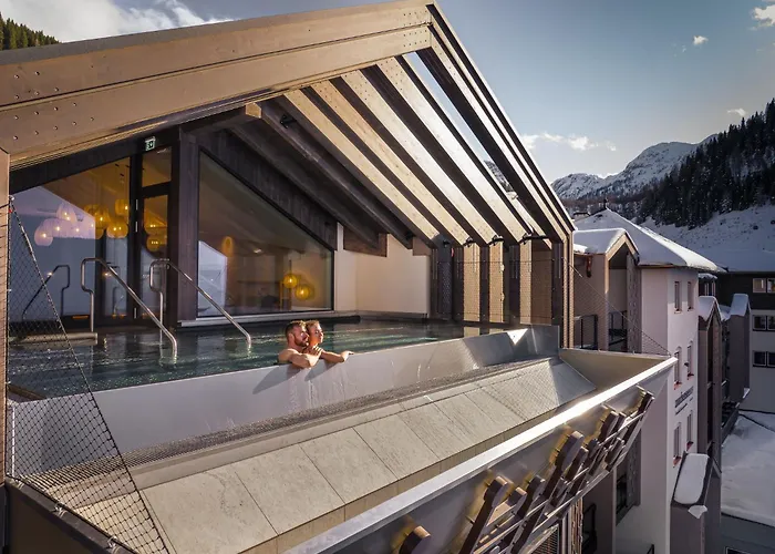 Zentral Hotel 4*